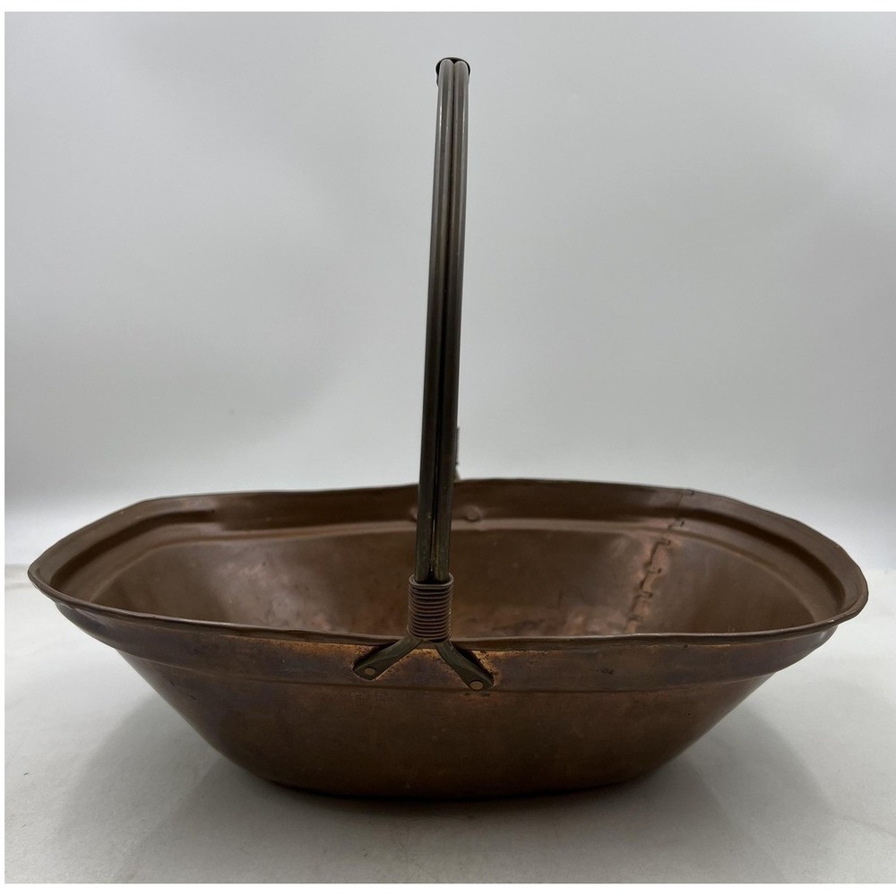 VTG Brass & Copper Gathering Basket Dovetail Seam Swing Handle Primitive Rustic